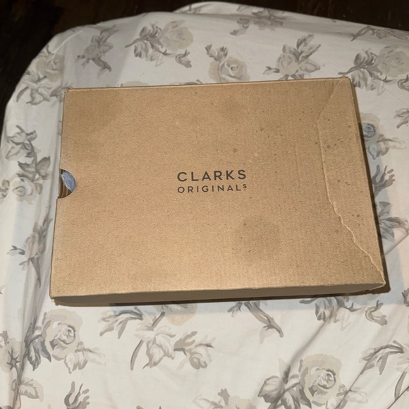 Black Clarks Wallabee leather boot - Picture 7 of 8